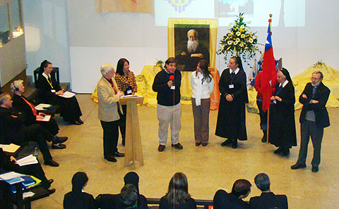 Die Delegation von Chile bei der Konferenz 2014 – P. Iván Simicic rechts