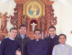 Pfr. Victor Solís, Pfr. Edward Muñoz, Pfr. José Antonio Arbulú, Pfr. Jaime Llamas und Pfr. Ángel Palacios