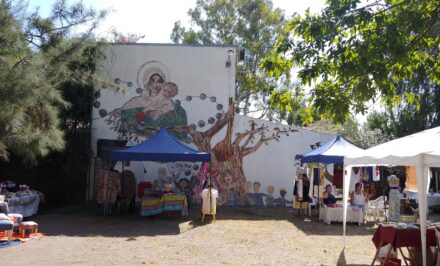 Feria de artesanos y emprendedores en la ermita de City Bell