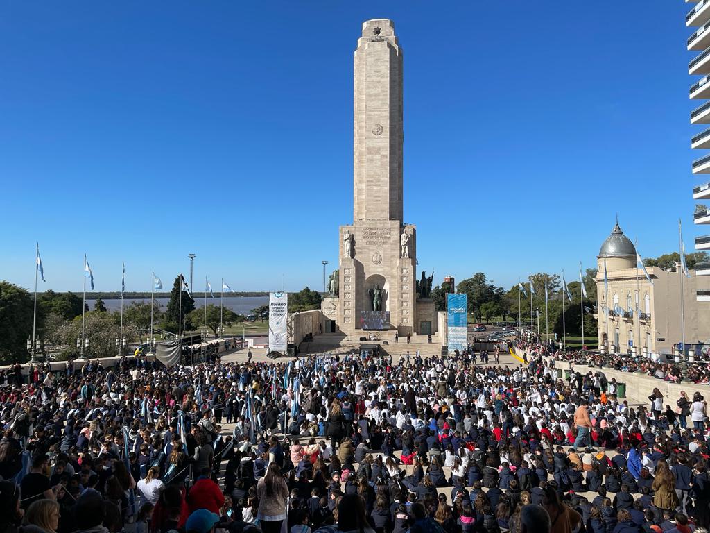 celebración en el Monumento a la Bandera de la ciudad de Rosario