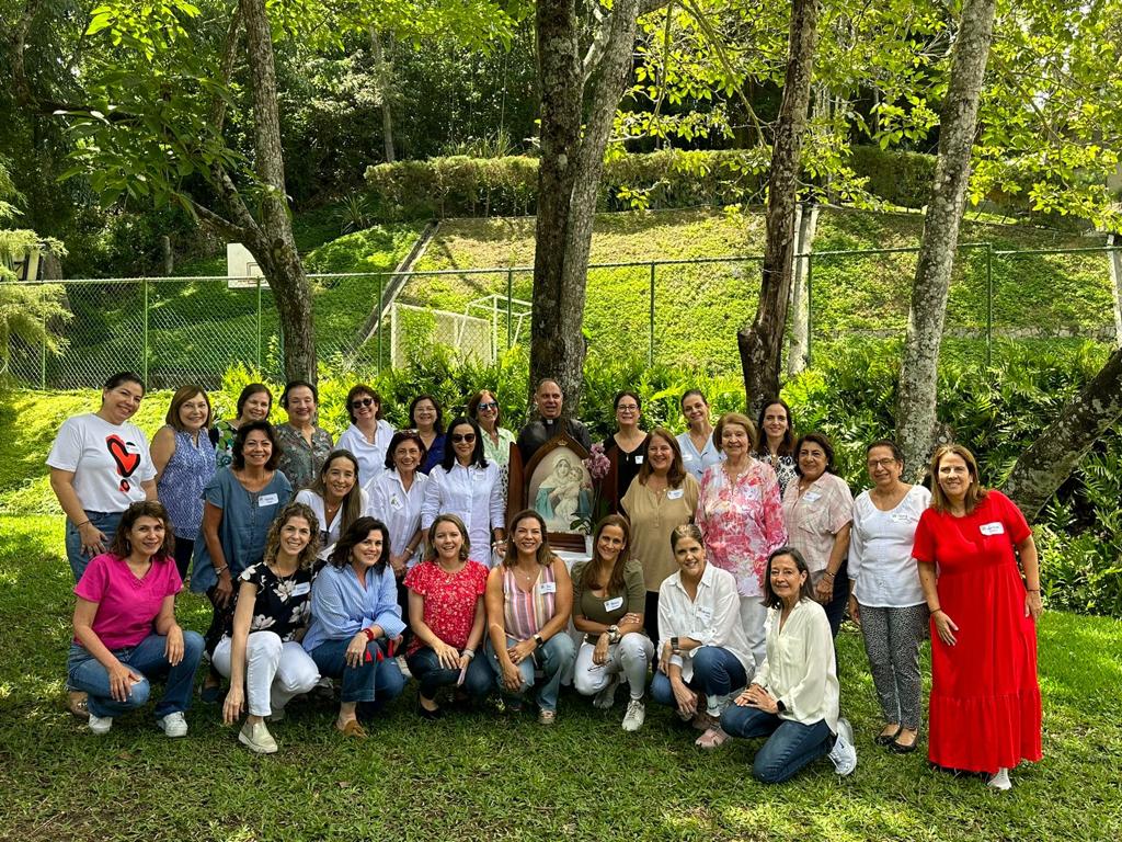 of of first Ladies\' the Successful Branch retreat – Salvador Schoenstatt El