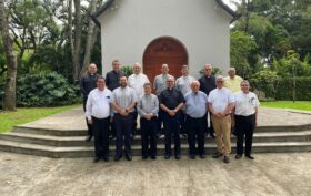 Encuentro fraternal de sacerdotes en el santuario de Costa Rica