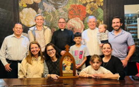 Con la Coordinación Diocesana y en la entrega de la asesoría sacerdotal de Sch Guatemala al padre Marcel Mouras